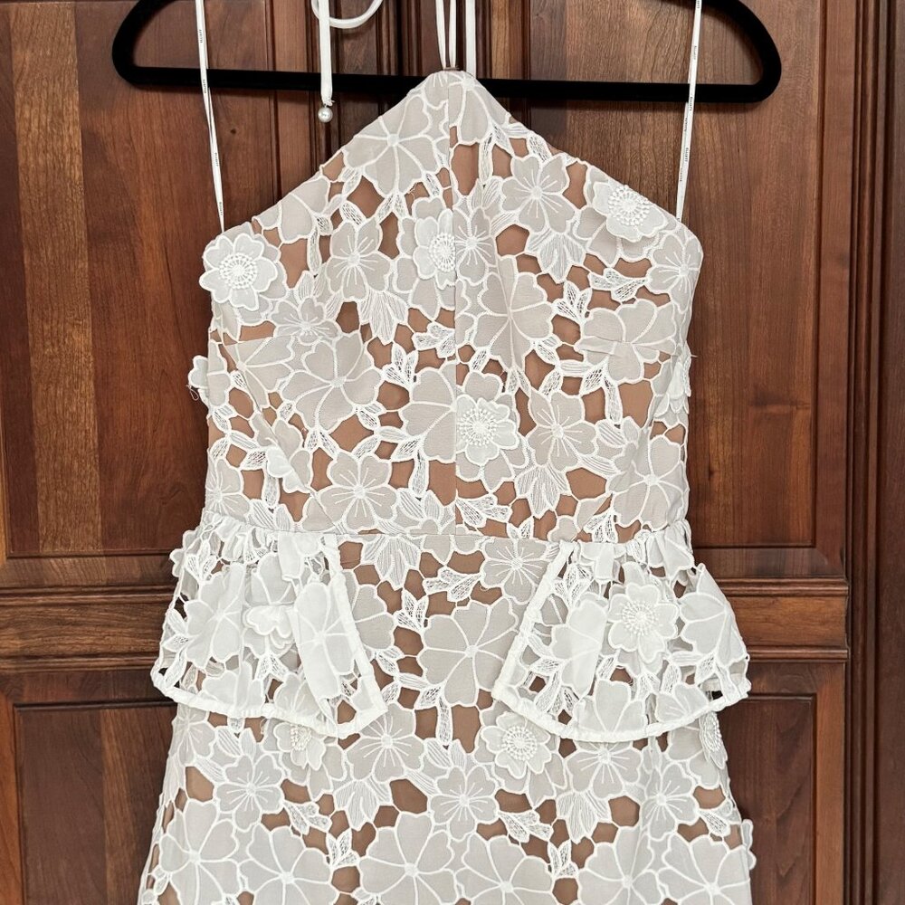 Final Price-Quick Sale-Elliatt Seafarer Lace Halter Mini Dress (NWT)-Size Small